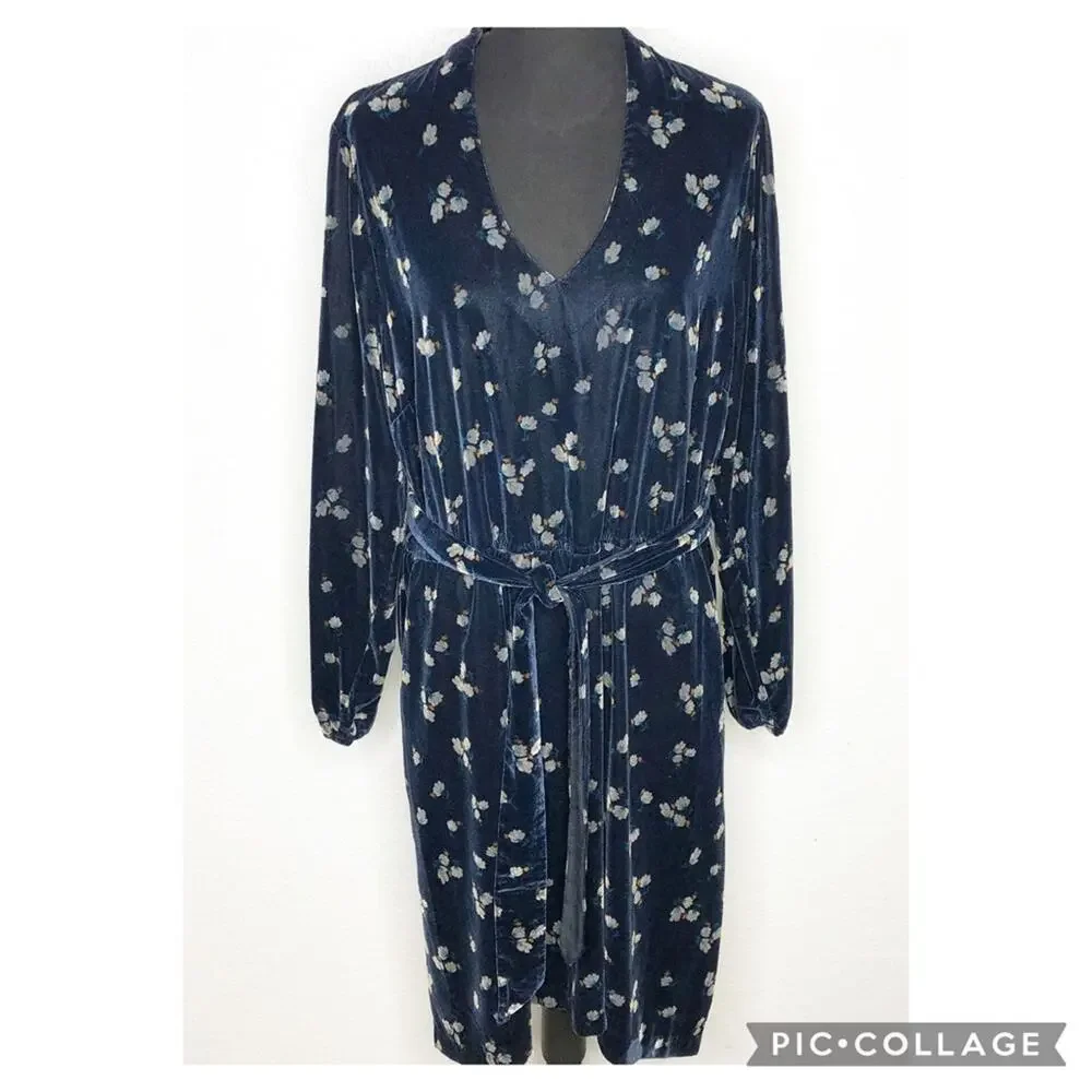 Cabi Decked Out navy blue floral velvet belted midi dress Extra Large XL #3875